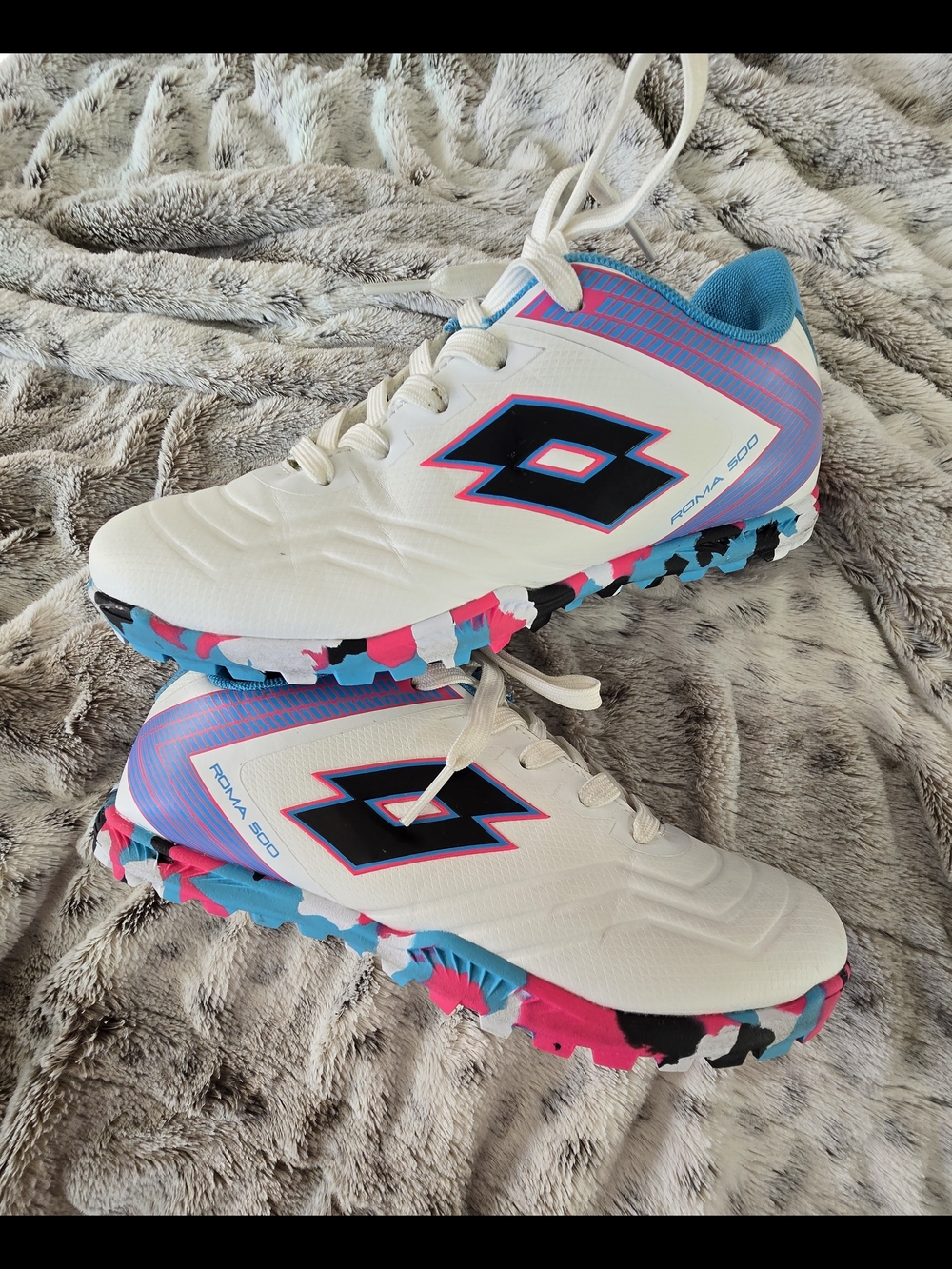 Lotto Kids White Pink Blue Turf Soccer Shoes